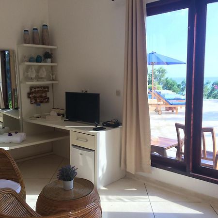 Villa Kipas Retreat Senggigi Εξωτερικό φωτογραφία