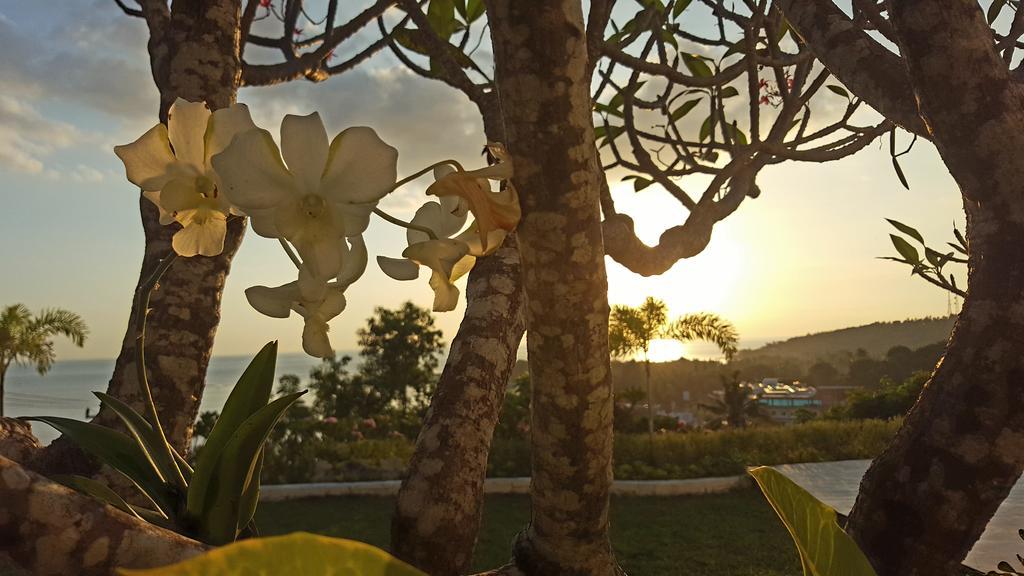 Villa Kipas Retreat Senggigi Εξωτερικό φωτογραφία